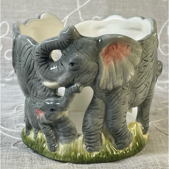 Vintage 2002 Elephant Family Ceramic Candle Votive Holder.  Gray Pink & Green. - Picture 1 of 7